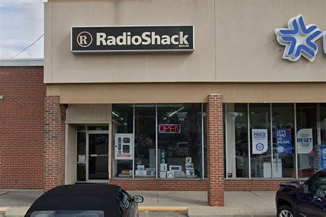 radio shack auburn maine|RadioShack windham Maine.